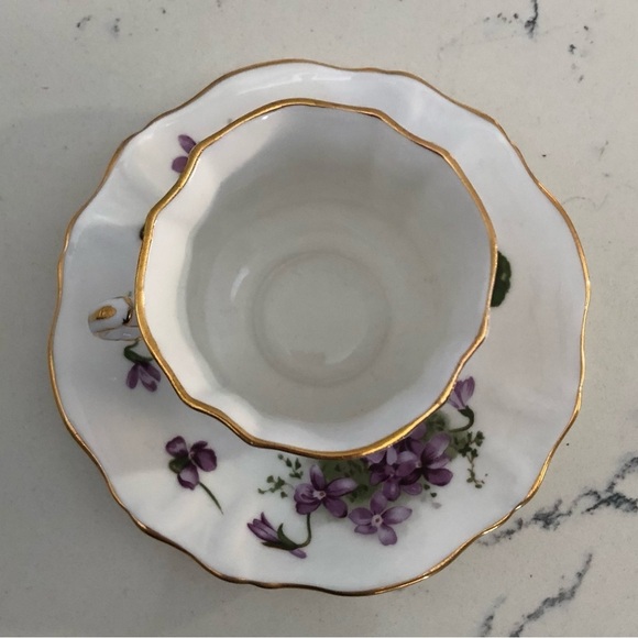 VTG Hammersley Victorian Violets Teacup and Saucer~Bone China - Picture 7 of 10